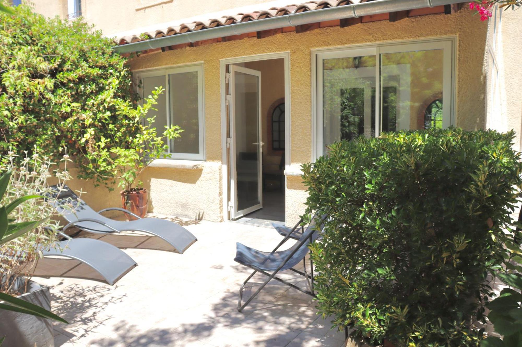 Gites Avec Piscine Et Jacuzzi Au Mas De Cadoule Saint-Just  ห้อง รูปภาพ